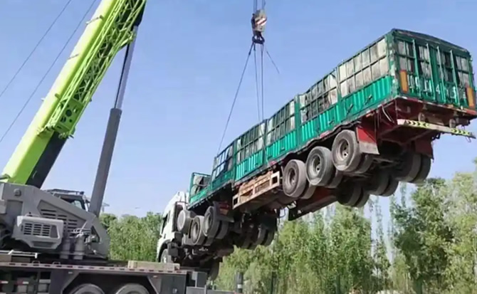 武乡道路脱困救援案例